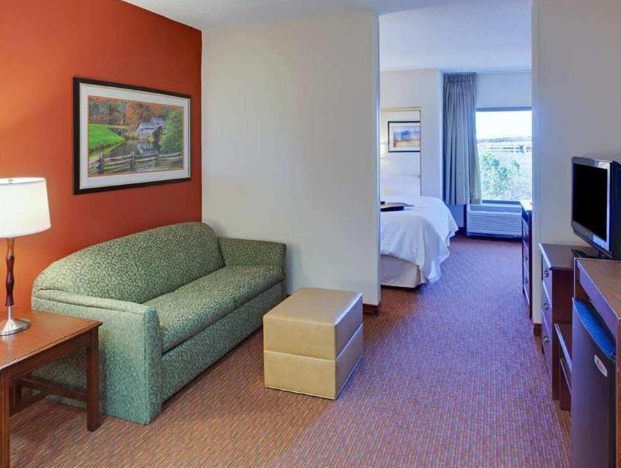 Hampton Inn Waynesboro/Stuarts Draft Fishersville Exteriör bild