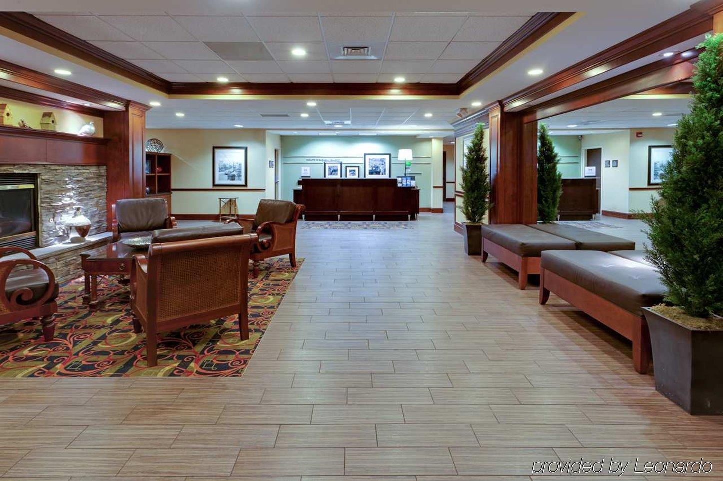 Hampton Inn Waynesboro/Stuarts Draft Fishersville Exteriör bild
