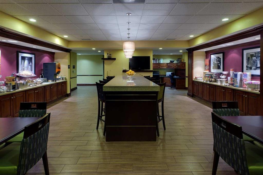 Hampton Inn Waynesboro/Stuarts Draft Fishersville Restaurang bild
